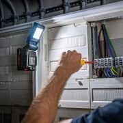 Bosch GLI 18V-800 Şarjlı Projektör (Akü hariç)