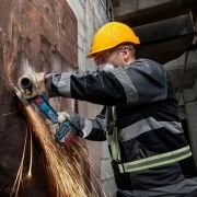 Bosch GWS 18V-11 S Akülü Taşlama 4 Ah x 1 adet
